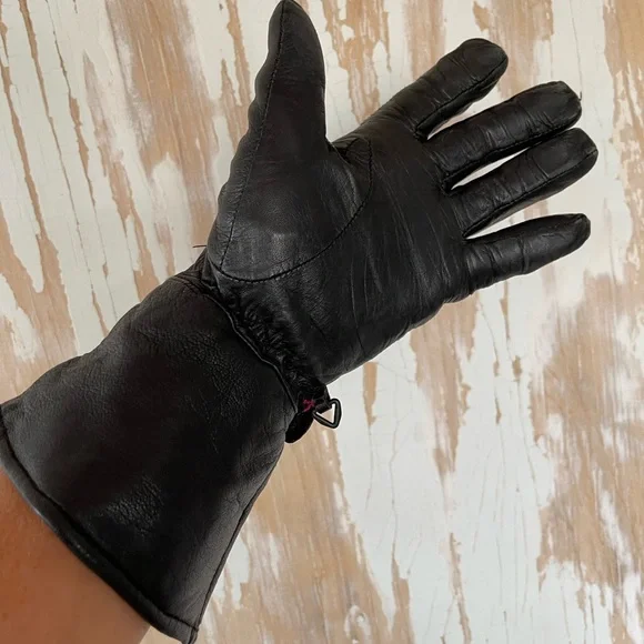 Leather Riding Gloves - Picture 3 of 5